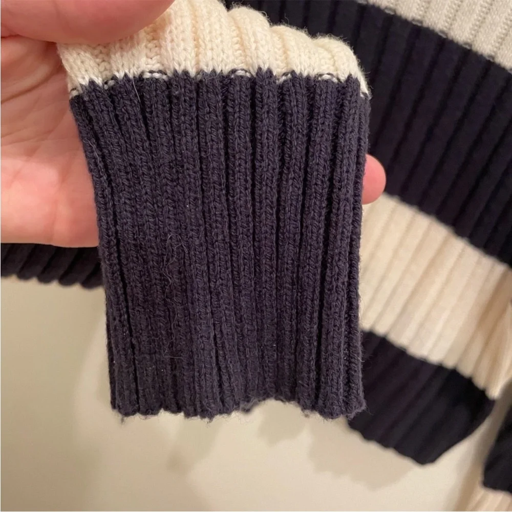 American Eagle Striped Ribbed Cropped Sweater – Size Small - Picture 4 of 6
